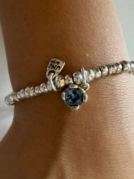 UNO de 50 Jewelry - UNO de 50 Silver Chain Bracelet with Logo Charm